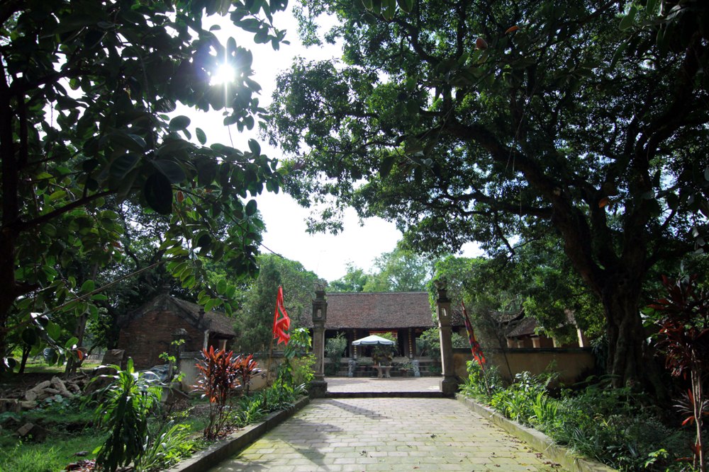 Làng cổ Đường Lâm