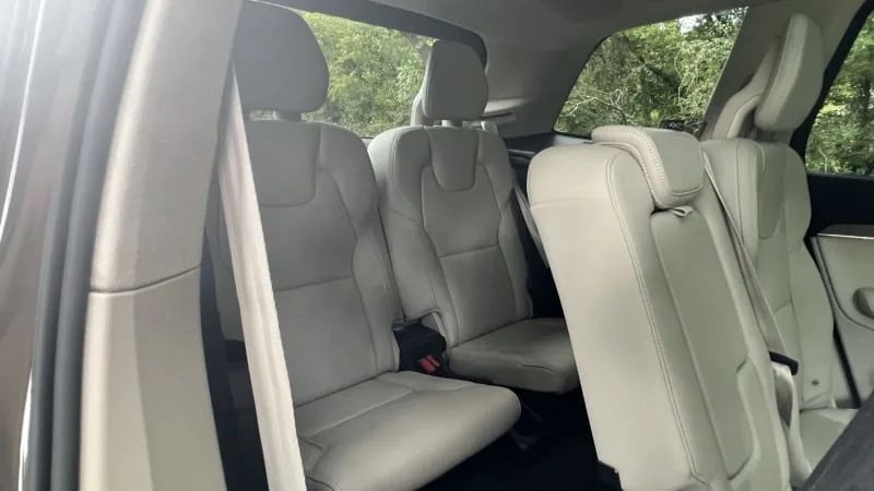 Review Volvo XC90 2024: Cổ điển, Mạnh mẽ nhưng có vẻ dần lỗi thời