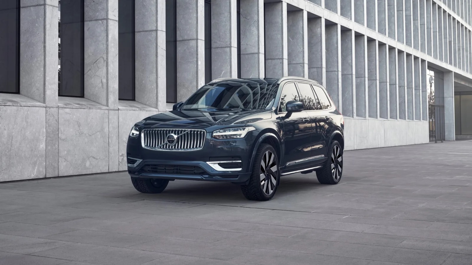 Review Volvo XC90 2024: Cổ điển, Mạnh mẽ nhưng có vẻ dần lỗi thời