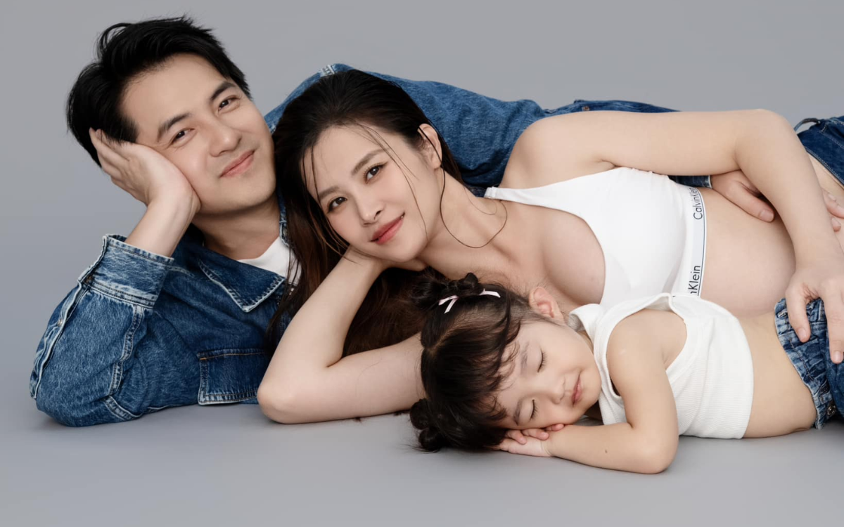 Đông Nhi sinh con