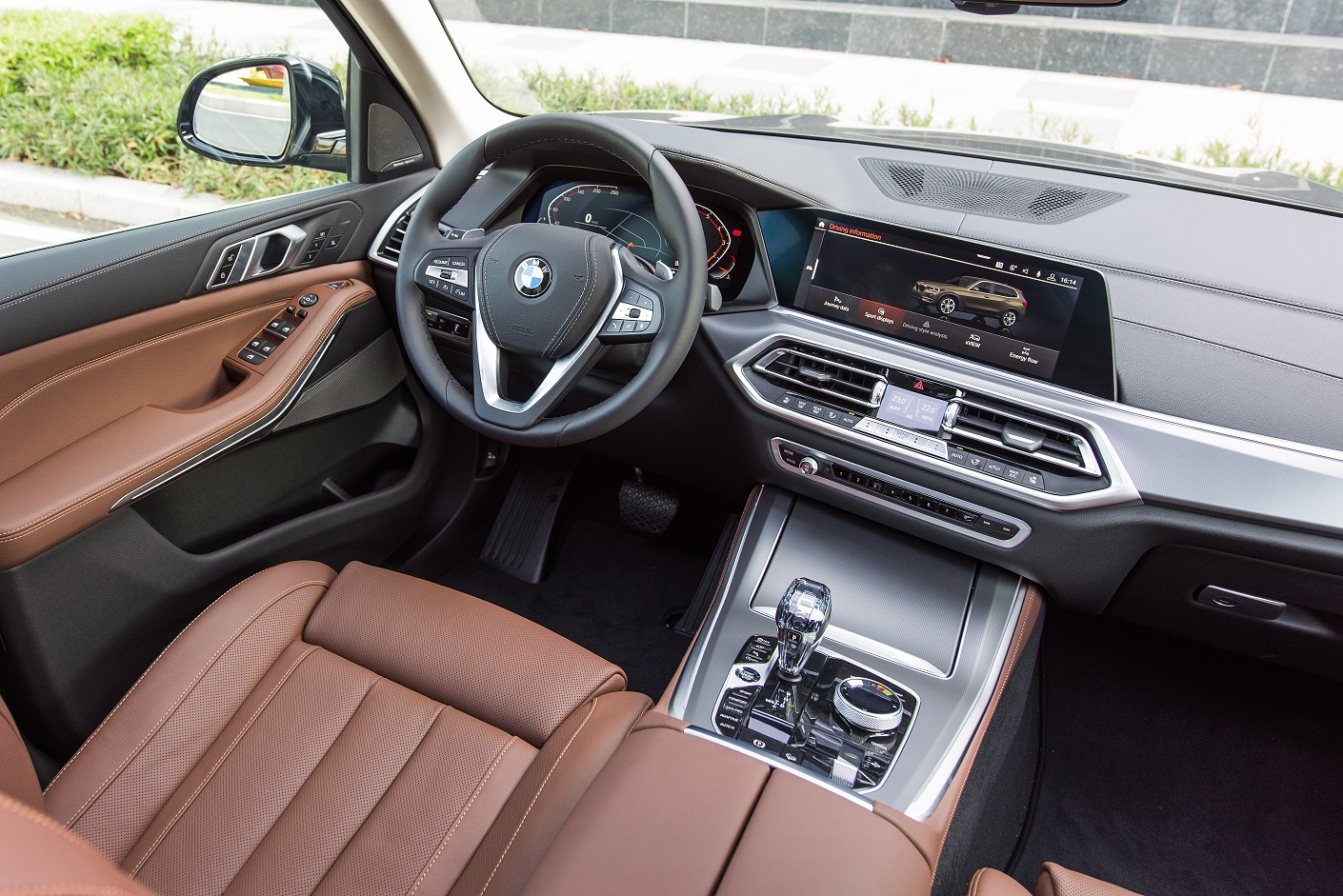 Cuộc chiến khốc liệt của các ông hoàng SUV hạng sang: Volvo XC90 có thực sự là nhà vô địch?