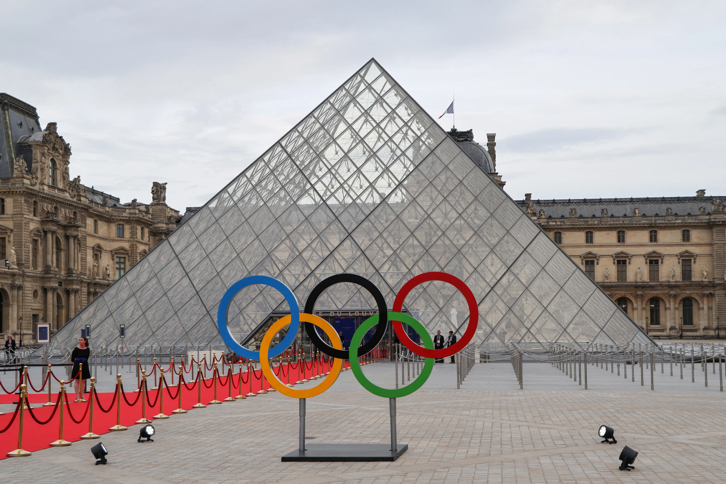 Pháp đã làm gì để tiết kiệm tiền tổ chức Olympic paris 2024