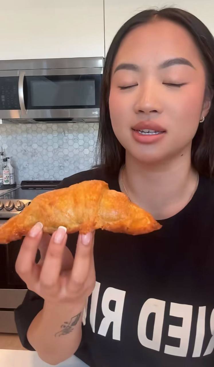Bánh Croissant làm từ bánh tráng