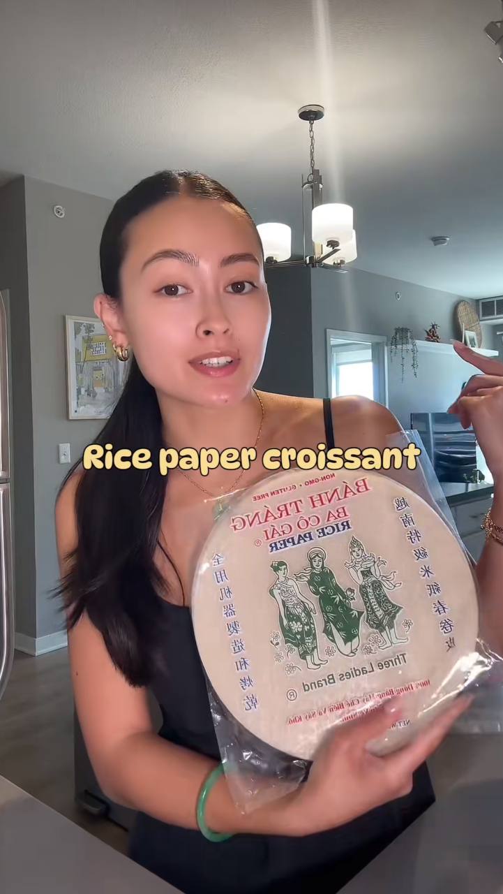 Bánh Croissant làm từ bánh tráng