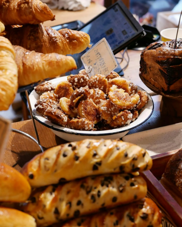 Tiệm bánh ở Pháp