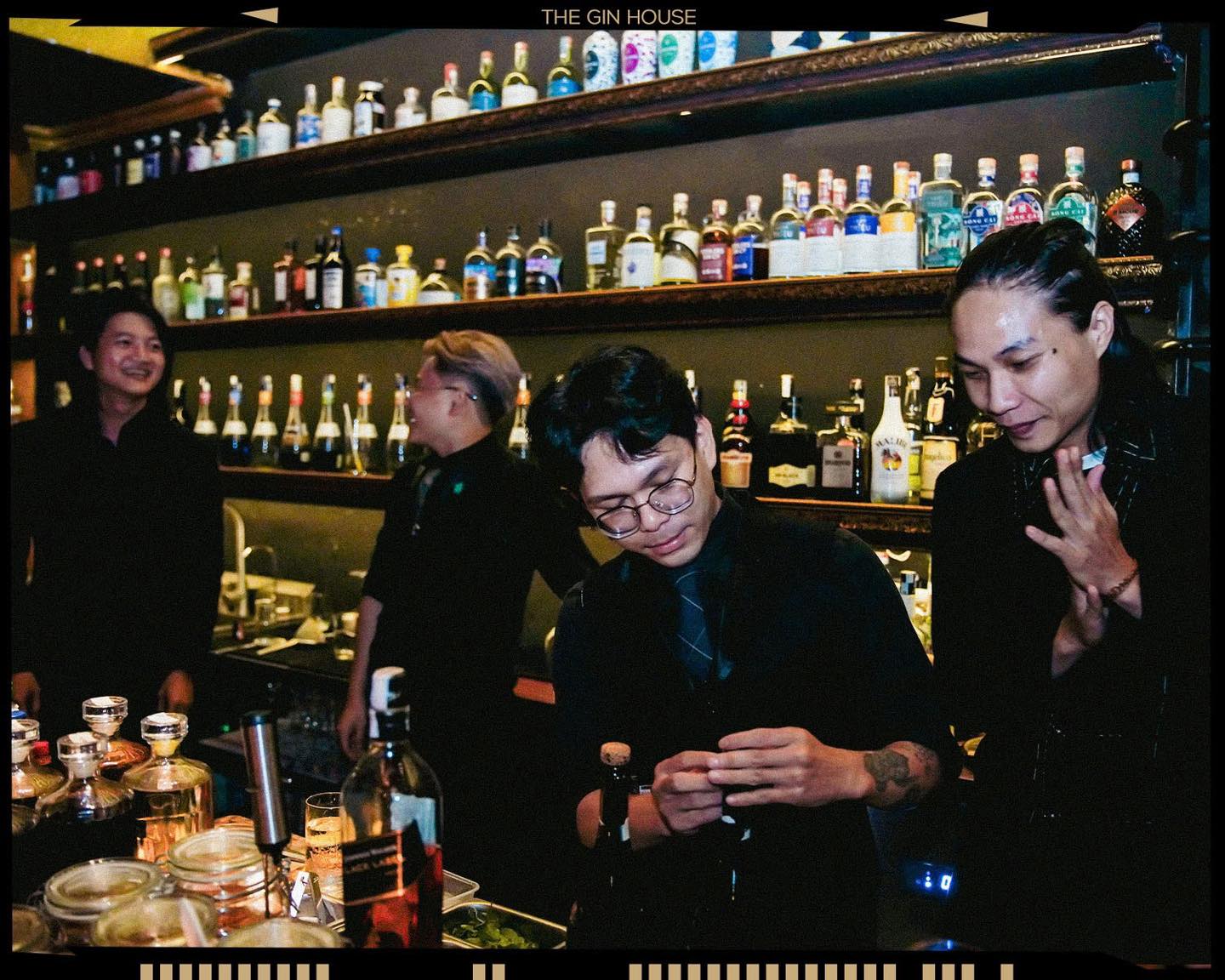 "Chill hết nấc" tại 6 thiên đường cocktail ẩn mình giữa lòng Sài Gòn