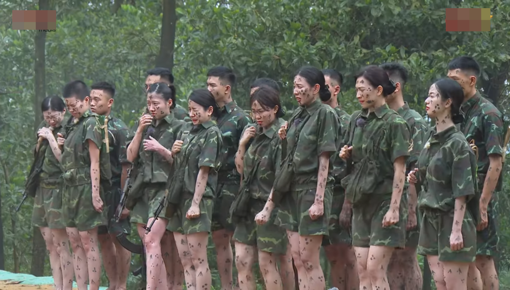 Sao nhập ngũ 2024: Thùy Tiên luống cuống trong nhiệm vụ mới