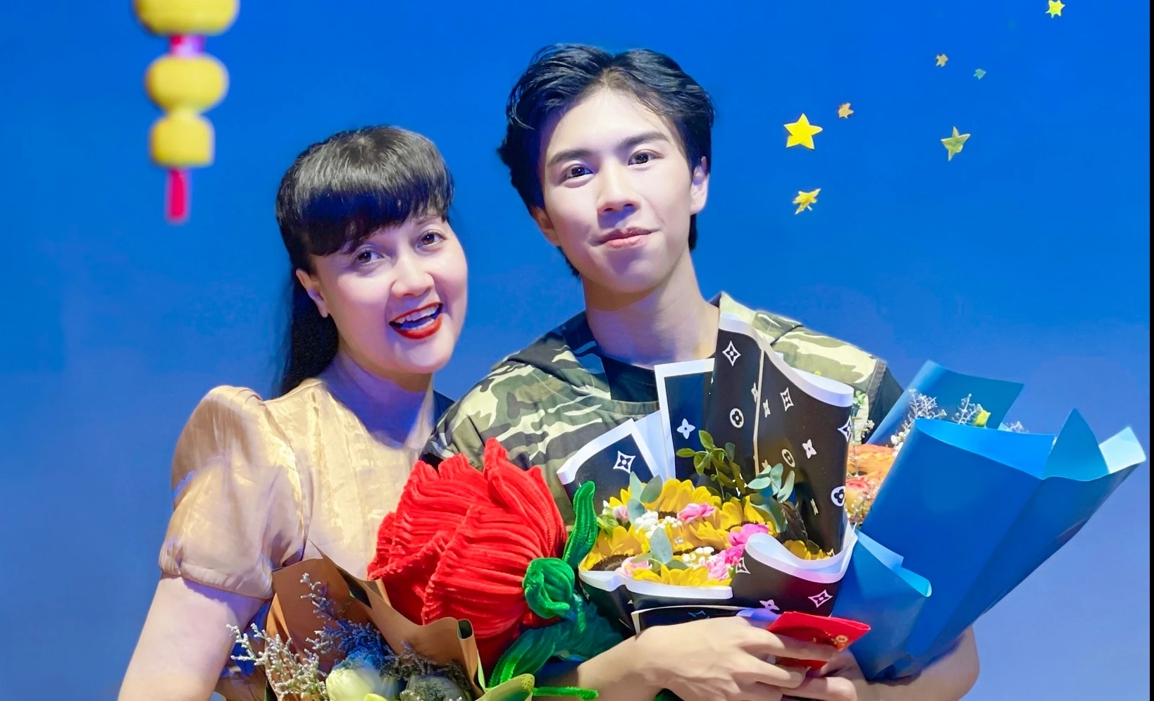 Con trai nghệ sĩ Vân Dung