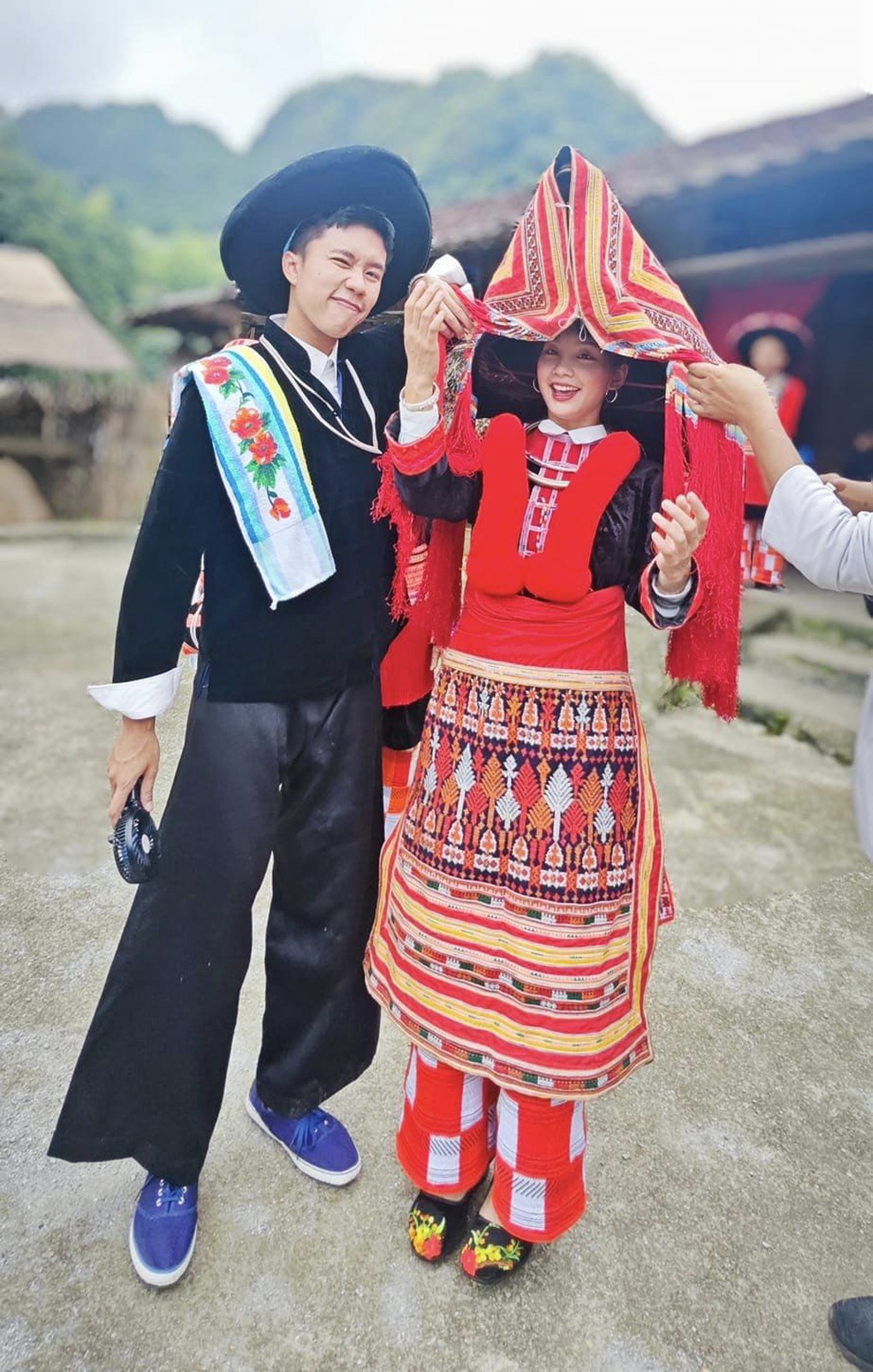 Phim Đi giữa trời rực rỡ