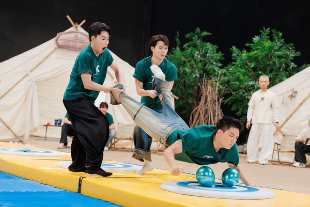 Anh trai say Hi vòng tứ kết: Team Erik quá đẹp, Rhyder siêu mạnh