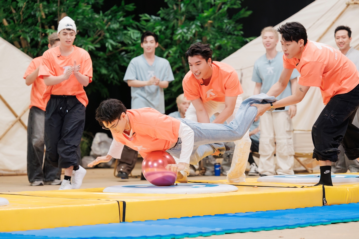 Anh trai say Hi vòng tứ kết: Team Erik quá đẹp, Rhyder siêu mạnh