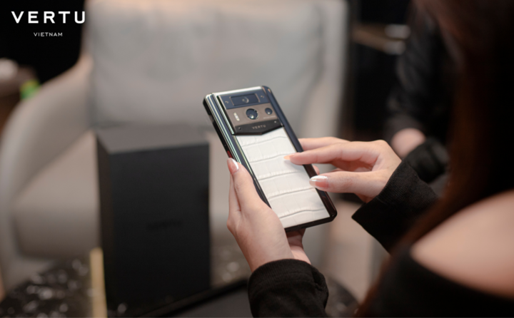 Vertu Metavertu 2 siêu bảo mật – lựa chọn yêu thích của giới thượng lưu Việt Nam