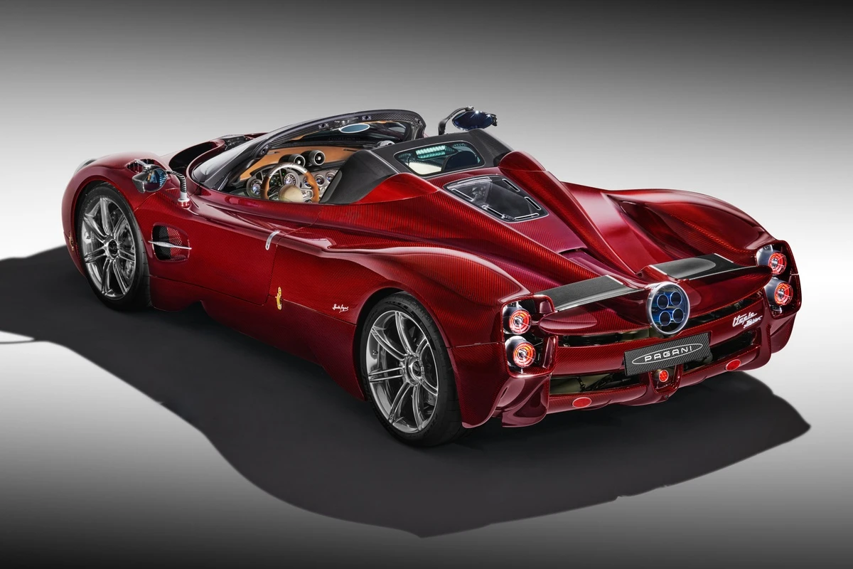 Siêu xe Pagani Utopia Roadster chính thức ra mắt