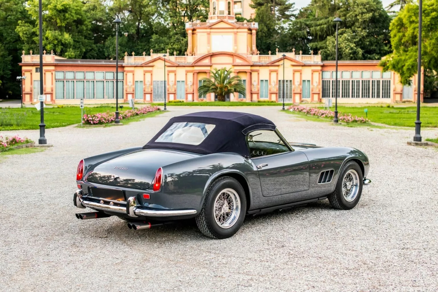 Ferrari 250 GT