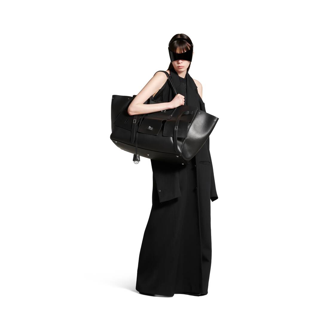 Bel Air của Balenciaga: Điểm nhấn Cyberpunk mới trong giới thời trang