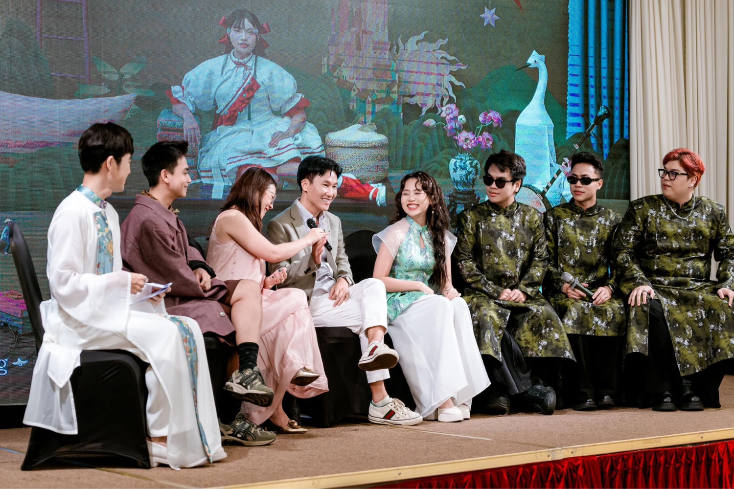 School Tour của Phương Mỹ Chi