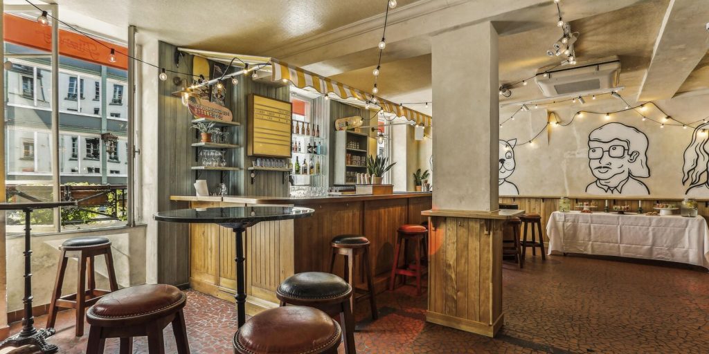 Quán bar tại Paris