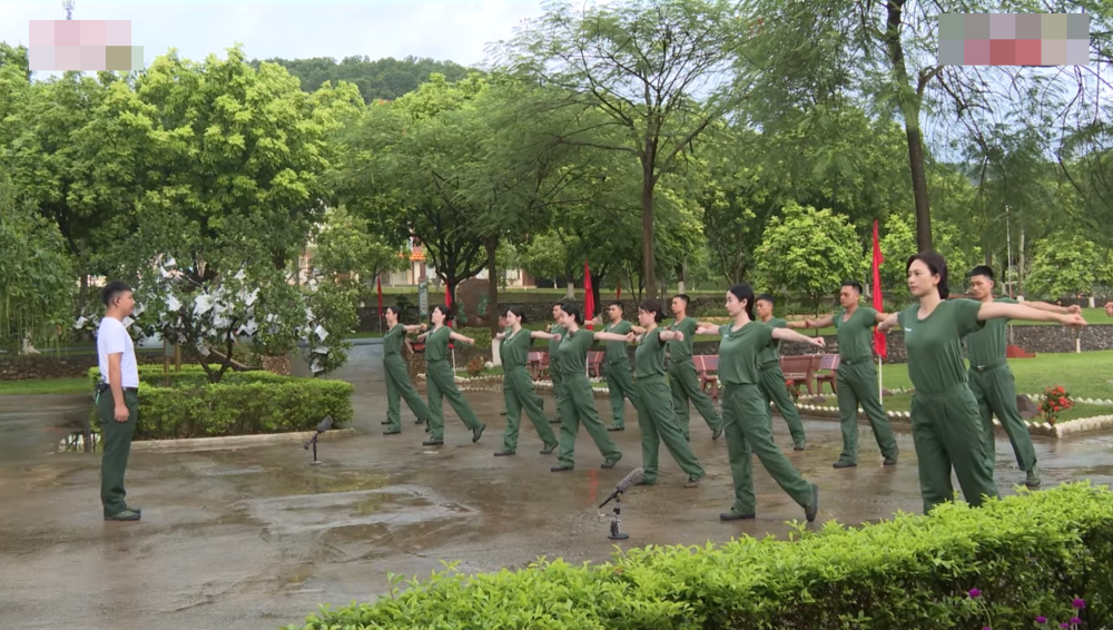 Sao nhập ngũ 2024: "Tiểu đội trưởng" Uyển Ân xin từ chức và cái kết