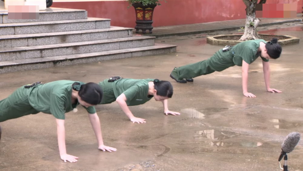 Sao nhập ngũ 2024: "Tiểu đội trưởng" Uyển Ân xin từ chức và cái kết