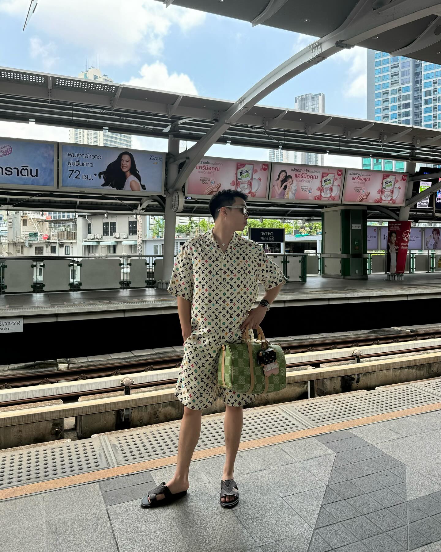 BST đồng hồ của Negav