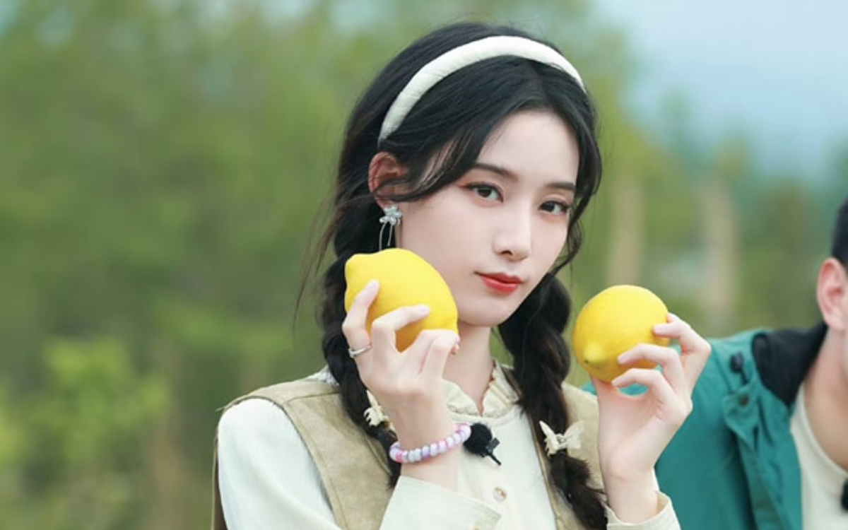Bạn gái Hoàng Tử Thao
