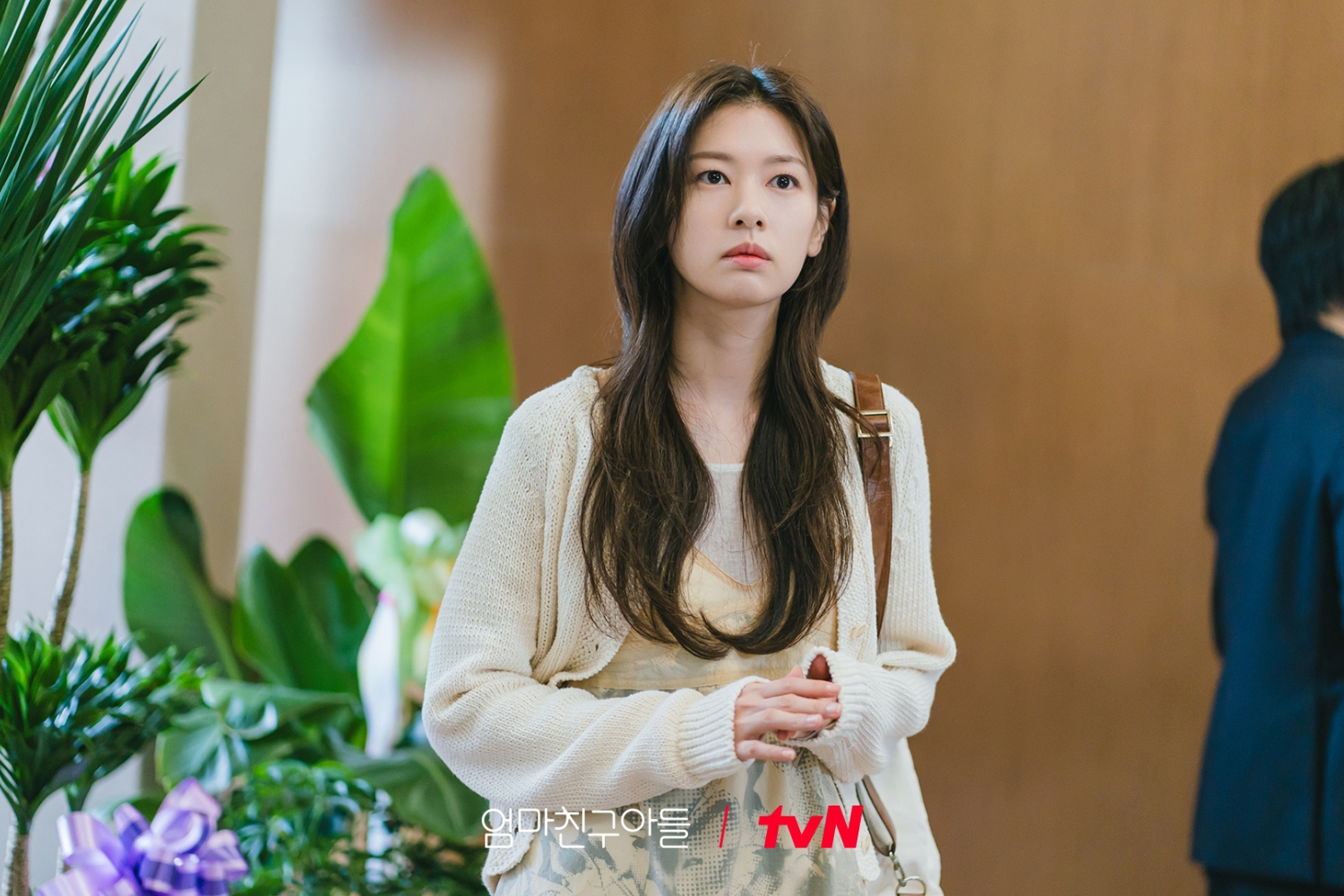 Cách Jung So Min dùng thời trang nói lên tính cách nhân vật trong Chuyện tình nhà bên