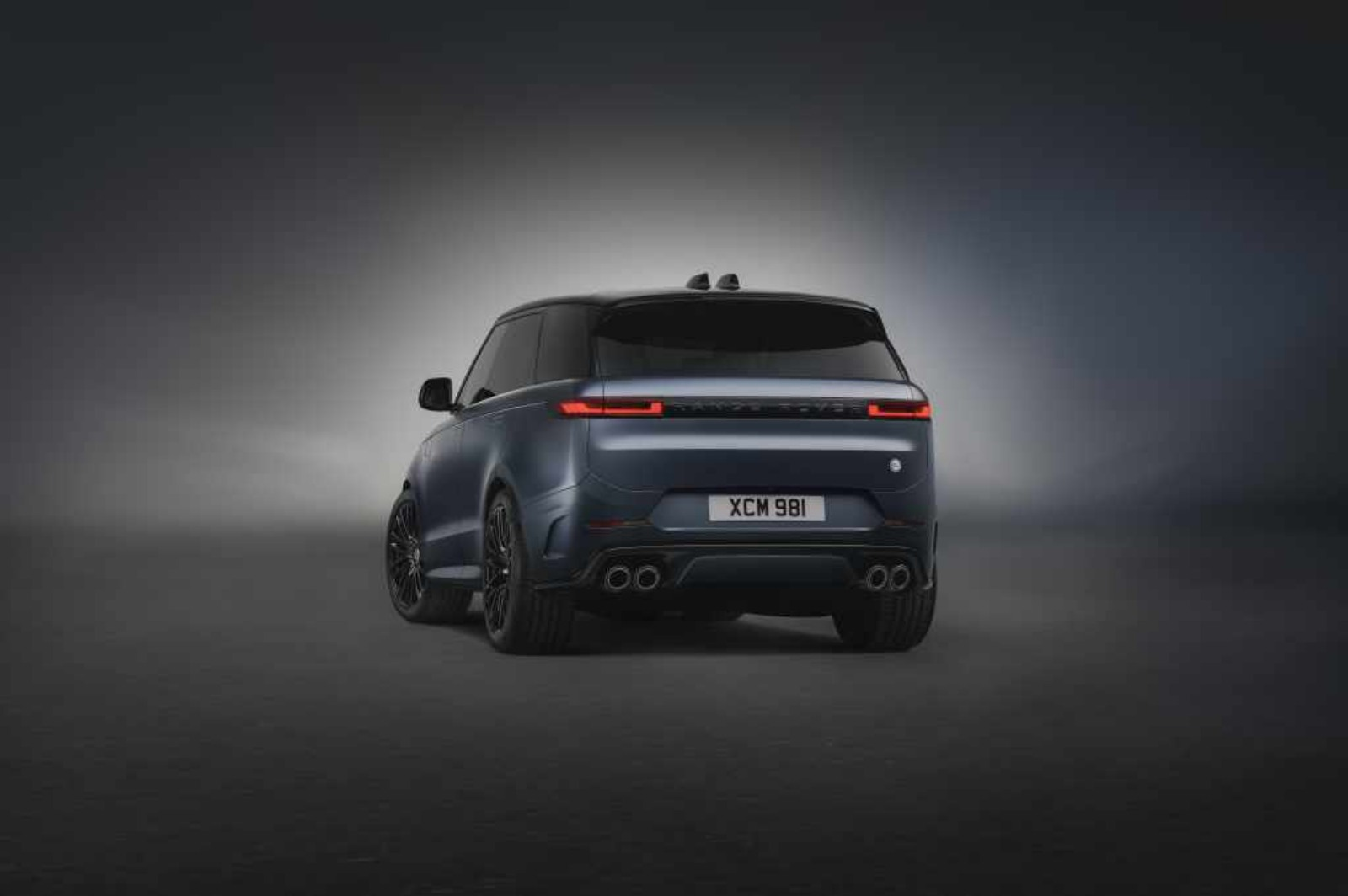 Range Rover Sport SV EDITION TWO ra mắt phiên bản đặc biệt