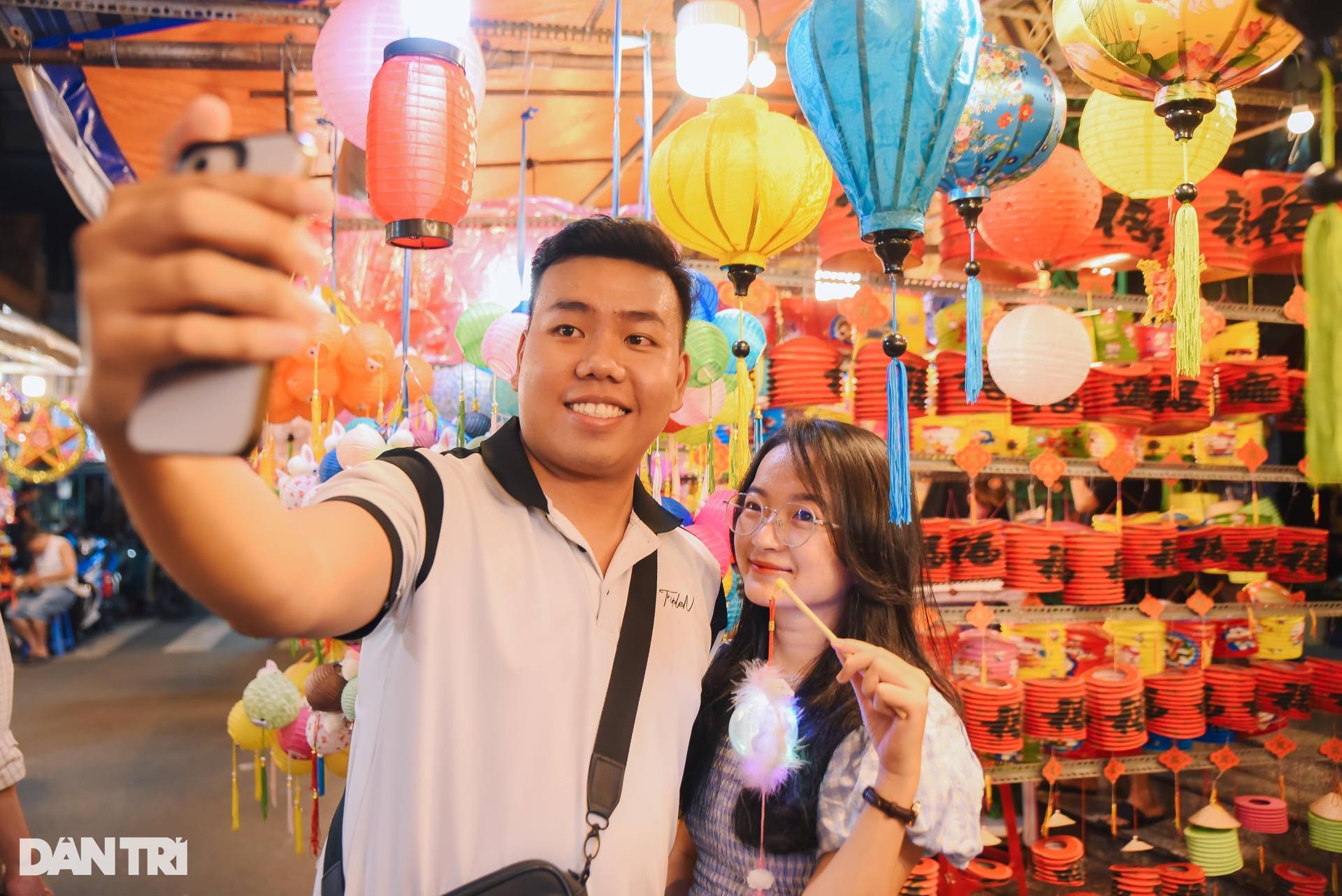 Phố lồng đèn TPHCM