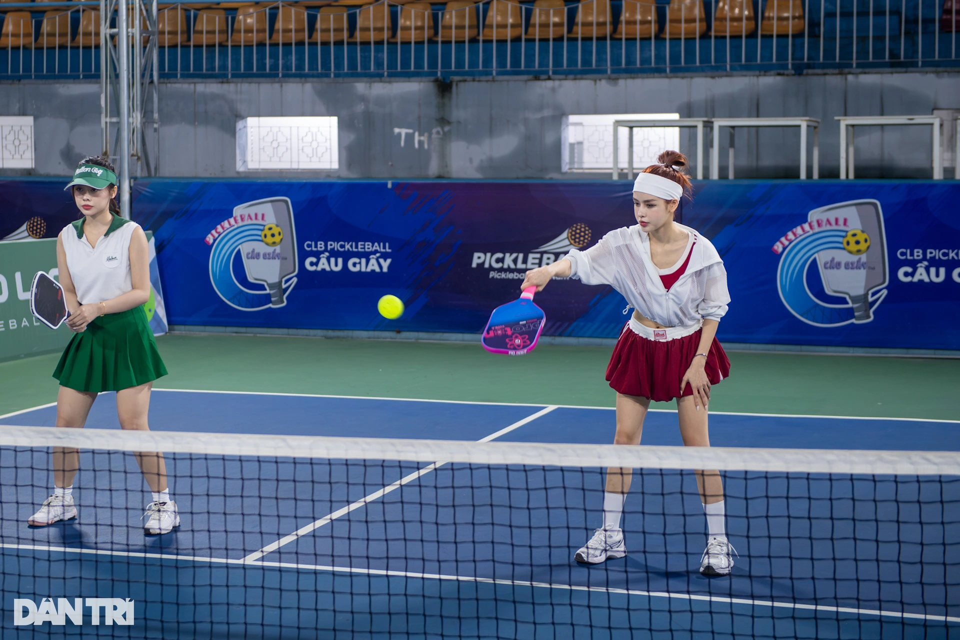 Những bóng hồng xinh đẹp trên sân pickleball ở Hà Nội