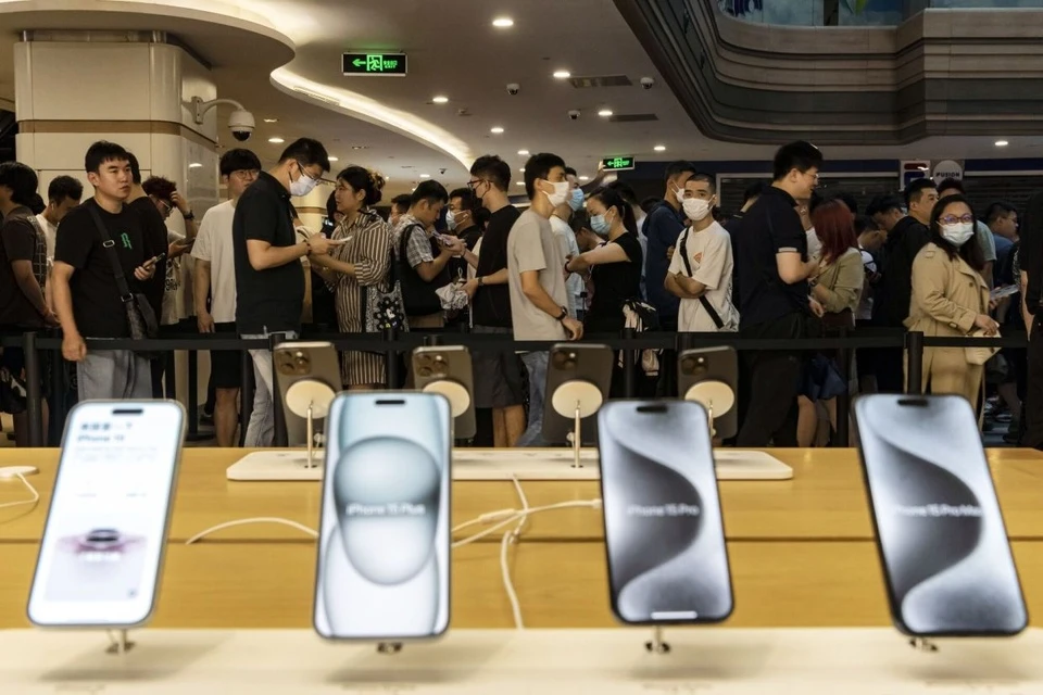 iPhone 16