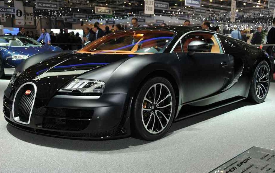 Siêu phẩm Bugatti La Voatio Noire đắt nhất thế giới