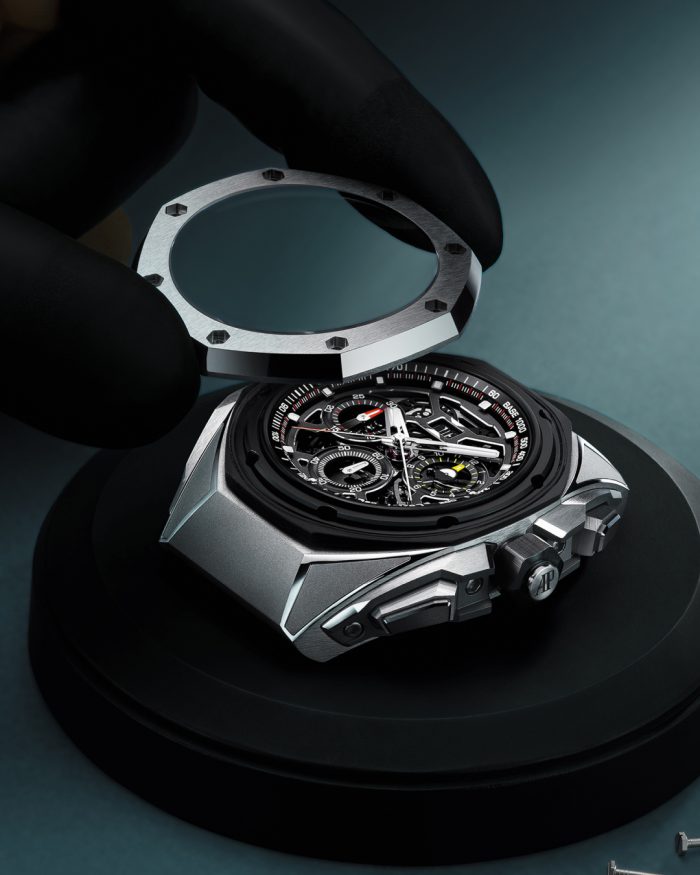 Audemars Piguet giới thiệu chất liệu hợp kim vàng mang họa tiết camo hoàn toàn mới