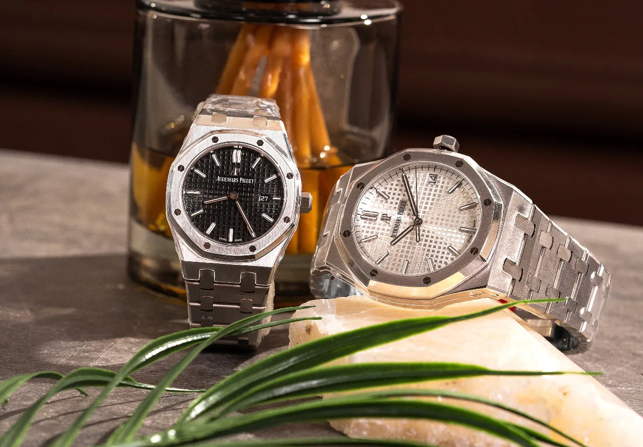 Audemars Piguet giới thiệu chất liệu hợp kim vàng mang họa tiết camo hoàn toàn mới