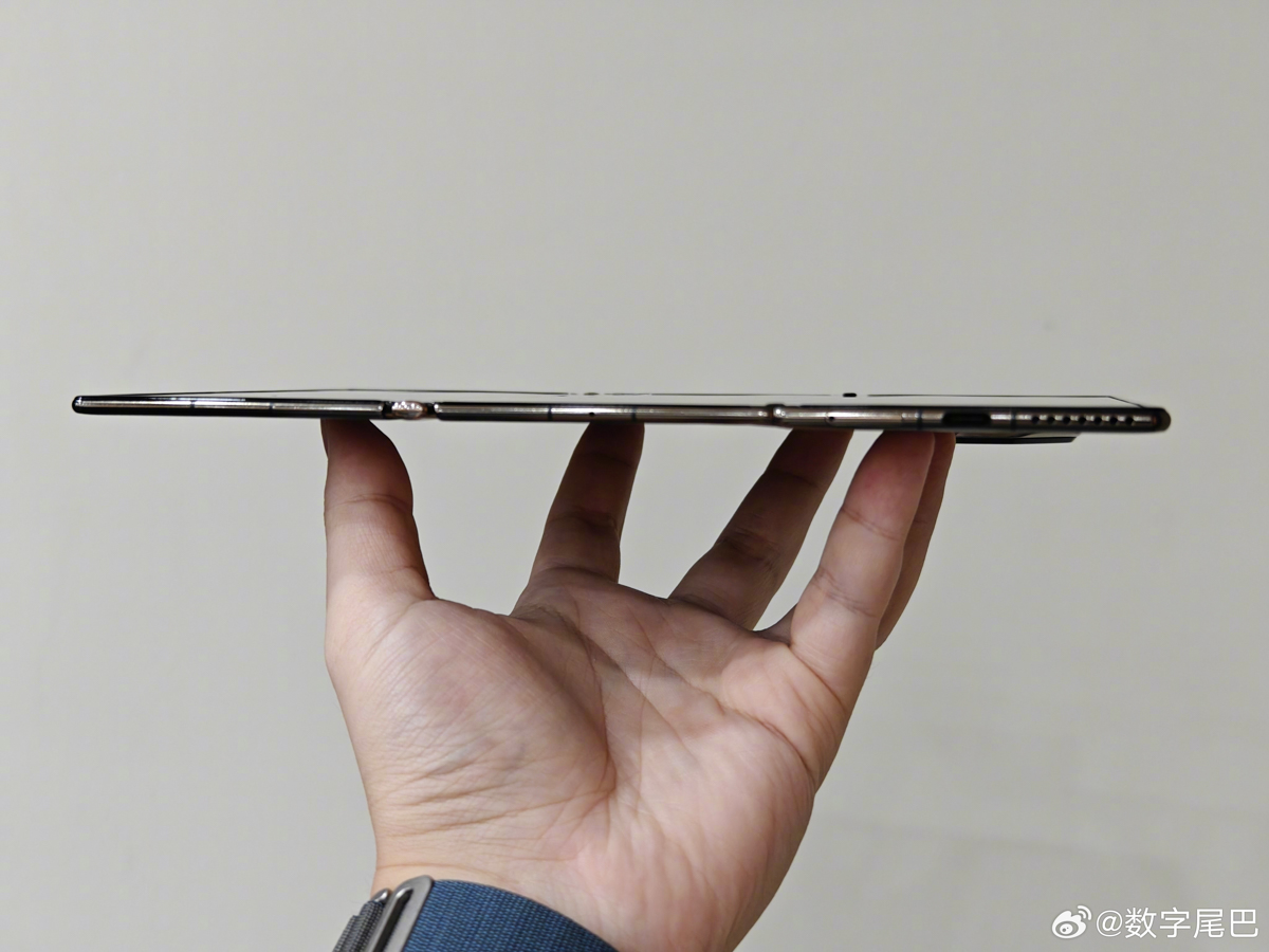 Huawei Mate XT Ultimate Design
