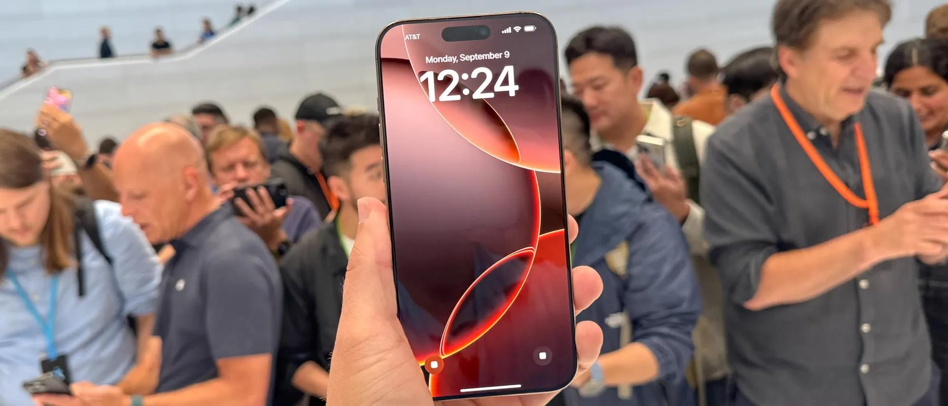 iPhone 16