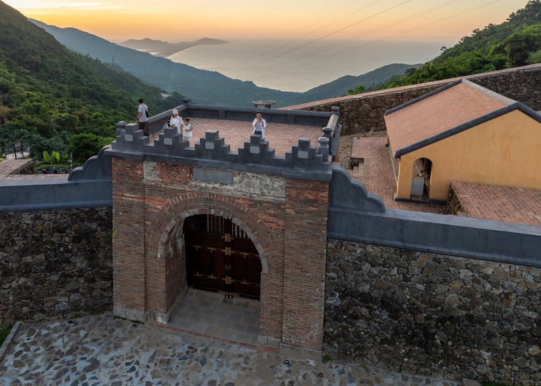 Di tích Hải Vân Quan