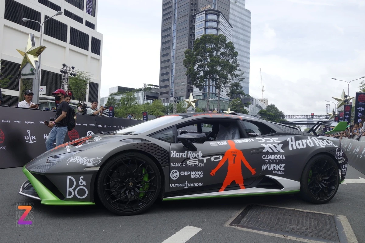 Gumball 3000 tập trung tại trung tâm Quận 1 để chuẩn bị cho sự kiện