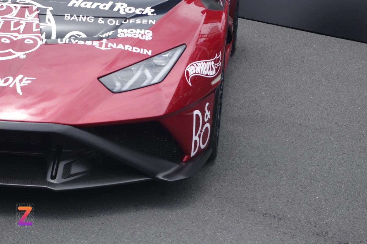 Gumball 3000 tập trung tại trung tâm Quận 1 để chuẩn bị cho sự kiện