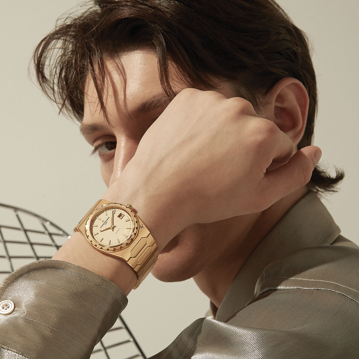 Chrono24: Người trẻ ngày càng thích sắm đồng hồ xa xỉ