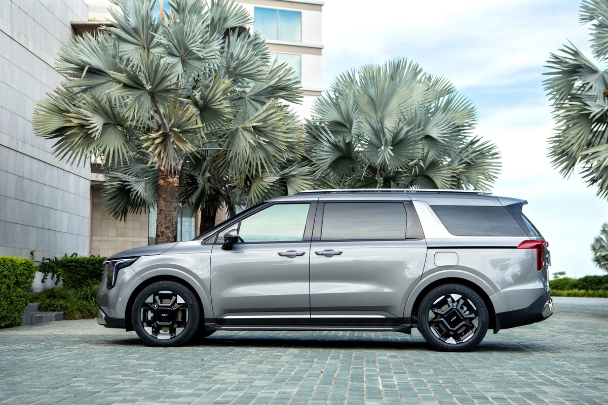 Phiên bản mới nhất của Kia Carnival có gì đặc biệt ?