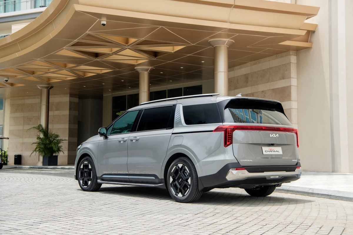 Phiên bản mới nhất của Kia Carnival có gì đặc biệt ?
