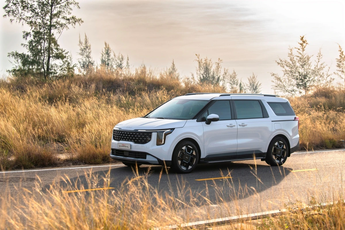 Phiên bản mới nhất của Kia Carnival có gì đặc biệt ?