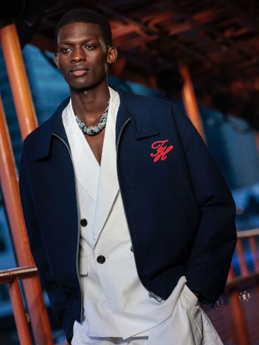 BST Tommy Hilfiger 2025 lấy cảm hứng từ thủy thủ & hải quân