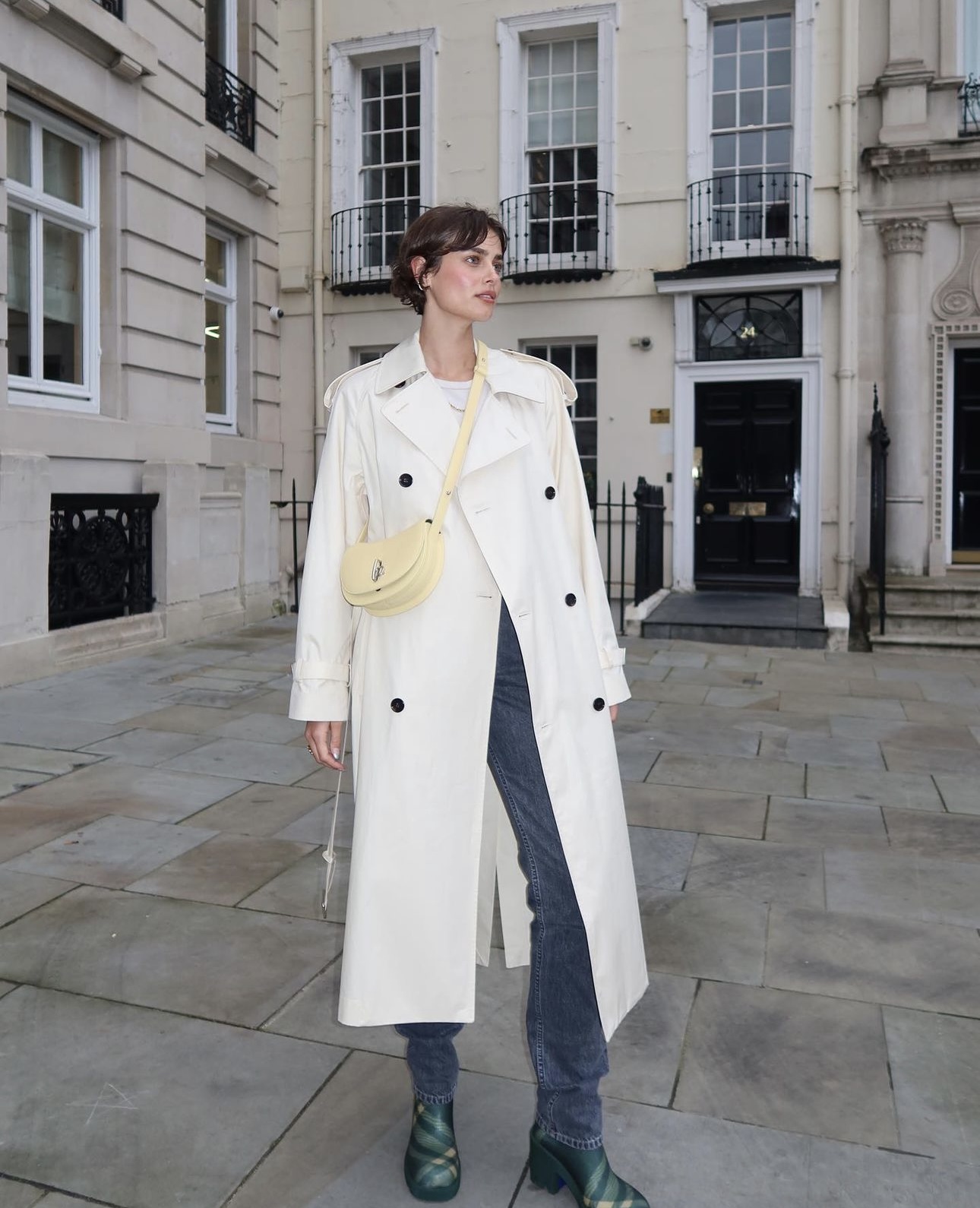 Trench coat dáng dài