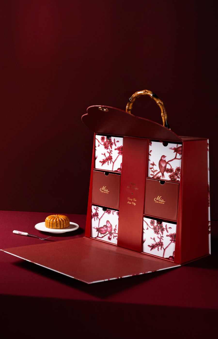 Thị trường bánh trung thu cao cấp 2024: xa hoa về chất lượng, tăng trưởng về số lượng