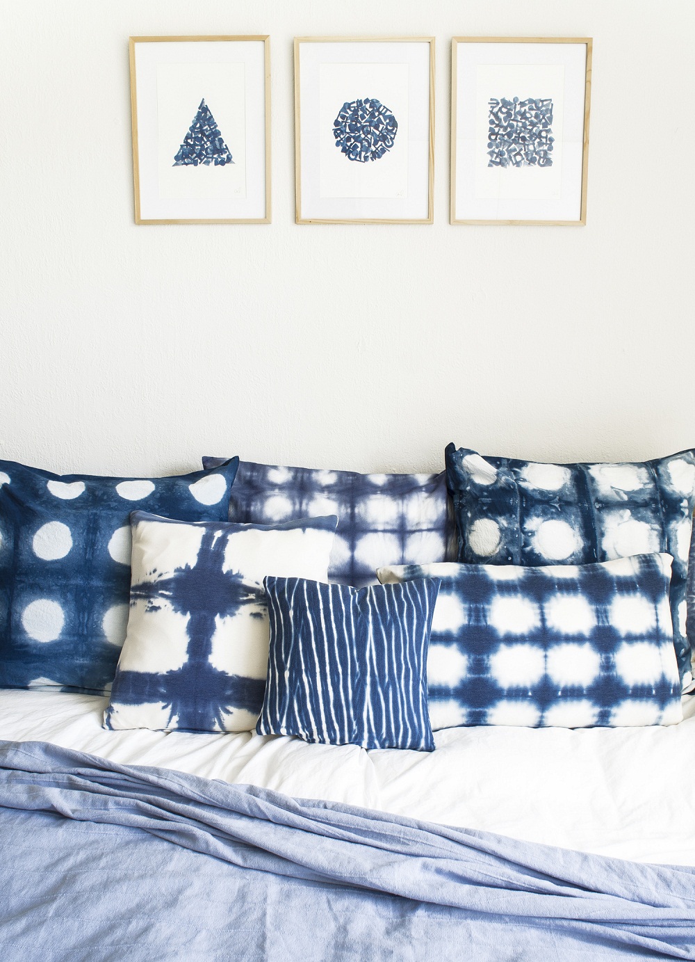 Shibori: Sắc chàm giản dị trong trang trí nhà cửa