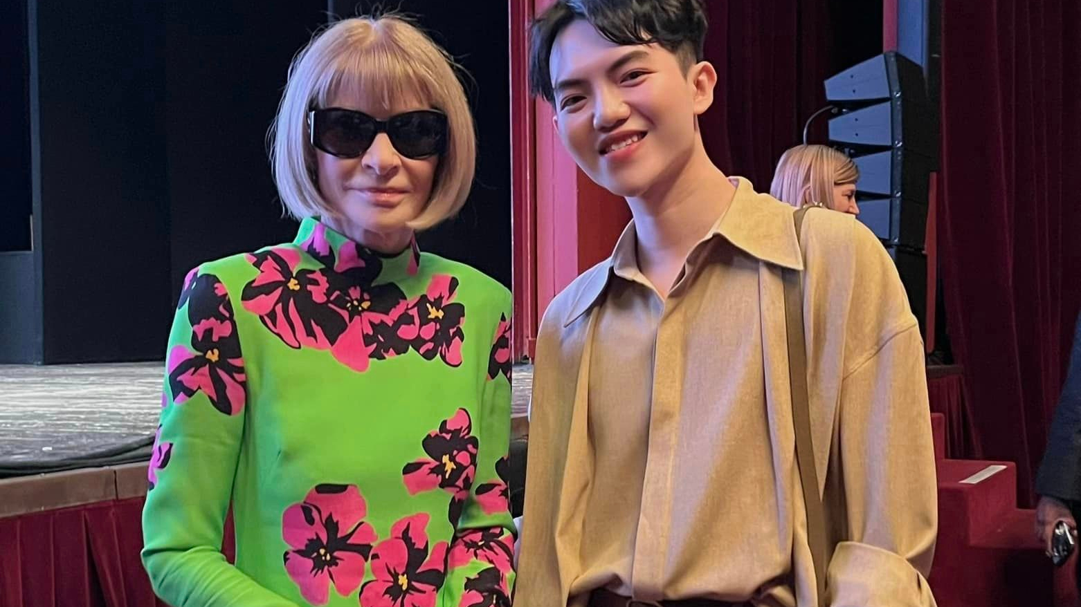 Lần đầu tiên có NTK Gen Z Việt làm runway show ở Milan Fashion Week được Anna Wintour khen, khách mời cũng toàn người cool