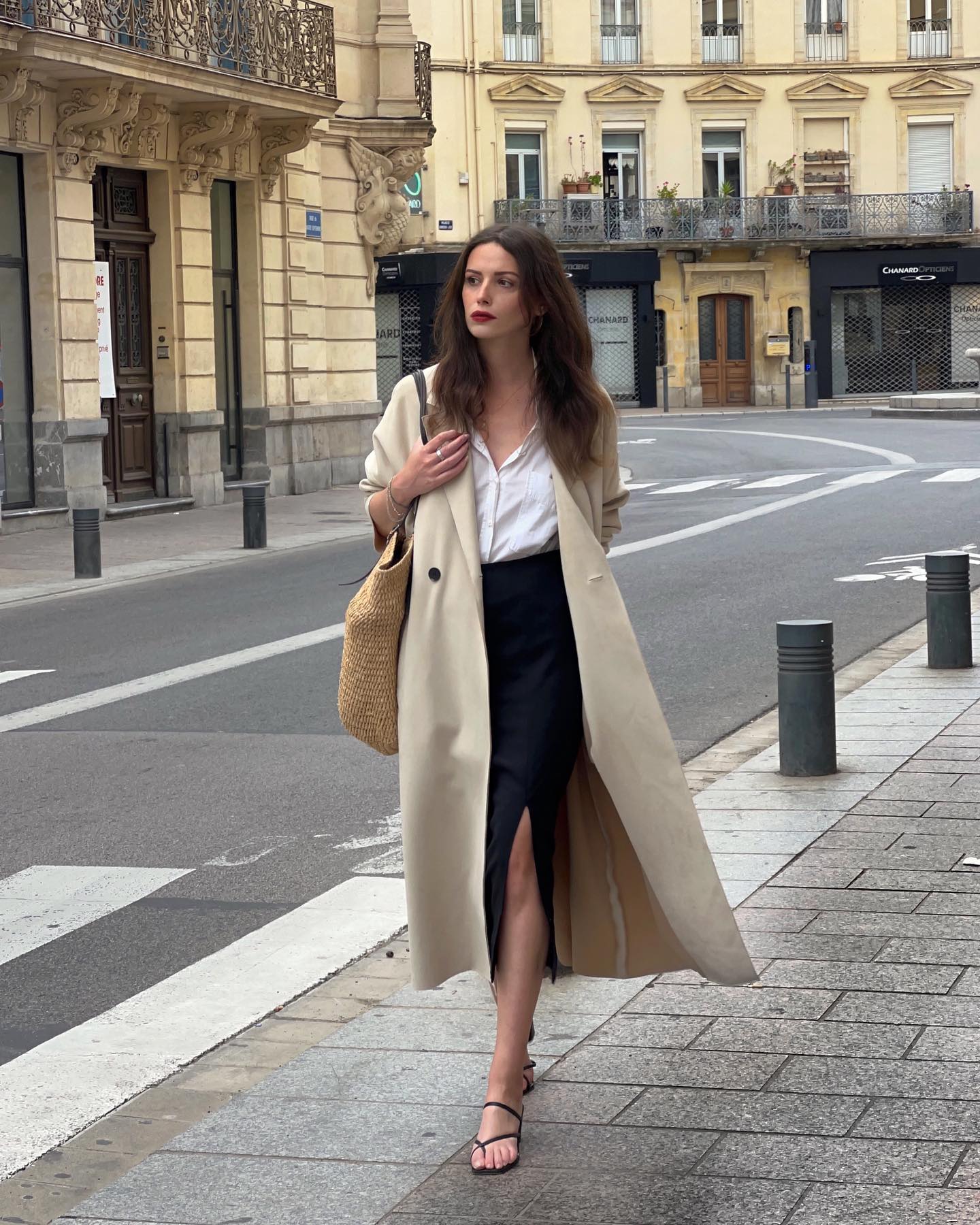 Fashionista người Pháp gợi ý 5 món thời trang cơ bản mùa thu đông
