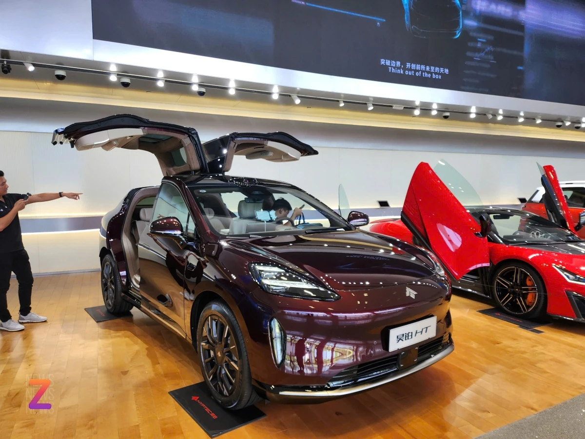 GAC Aion Hyptec HT - xe điện cửa cánh chim ra mắt Đông Nam Á