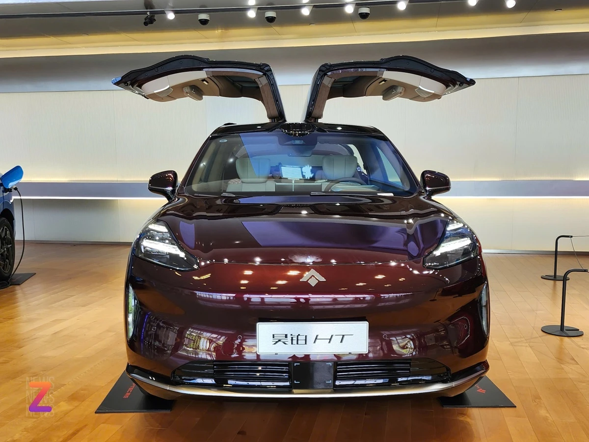 GAC Aion Hyptec HT - xe điện cửa cánh chim ra mắt Đông Nam Á